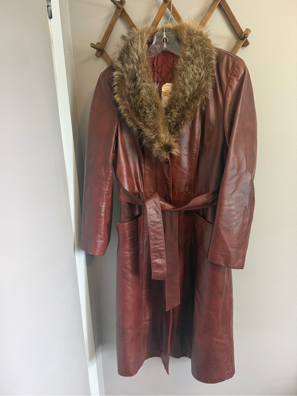 Vintage 70s Cosa Nova camel burgundy Leather Penny Lane Coat Fur Collar M